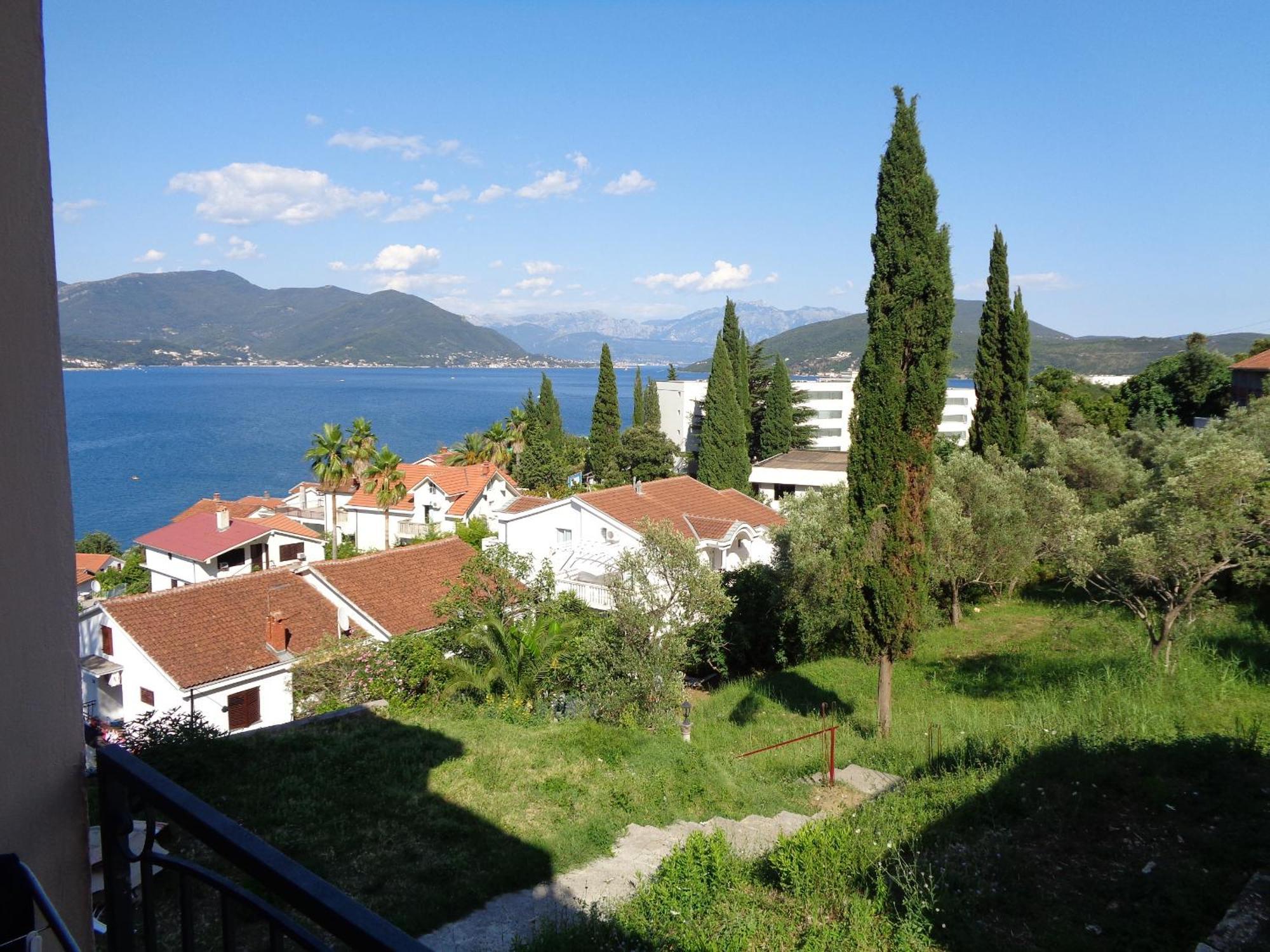 Villa Boka Sunrise Apartments Herceg Novi Zewnętrze zdjęcie